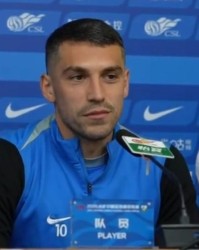 斯坦丘：感谢武汉球迷对我的爱和支持，在这有很多美好的回忆